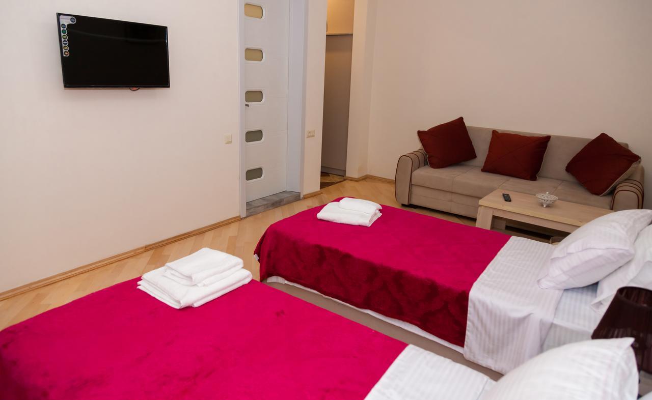Holiday Rooms Tbilisi Luaran gambar