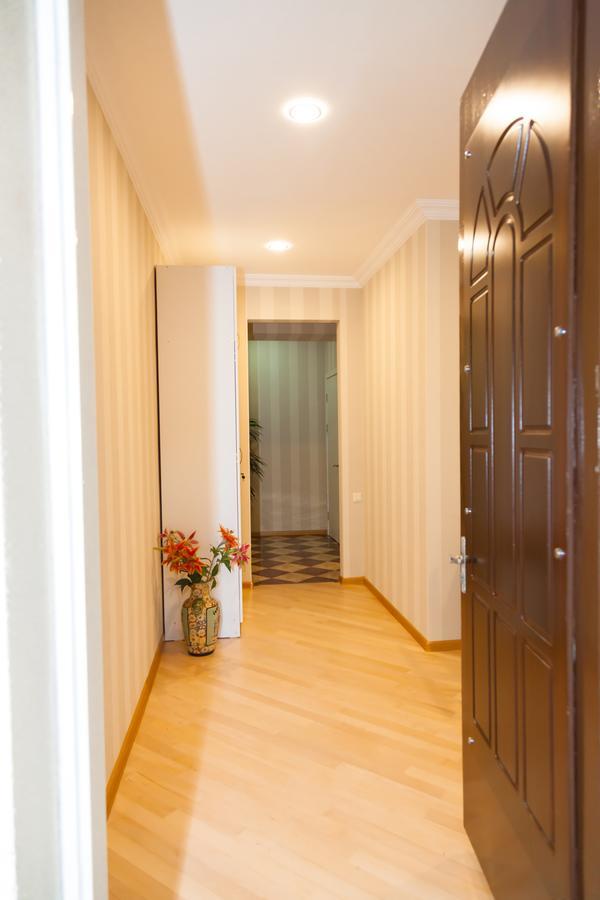 Holiday Rooms Tbilisi Luaran gambar